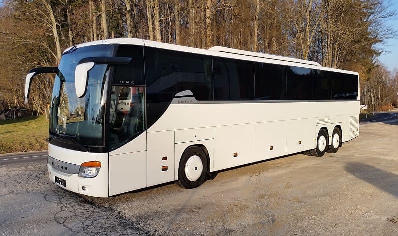 North Rhine-Westphalia: Buses hire in Baesweiler in Baesweiler and Germany
